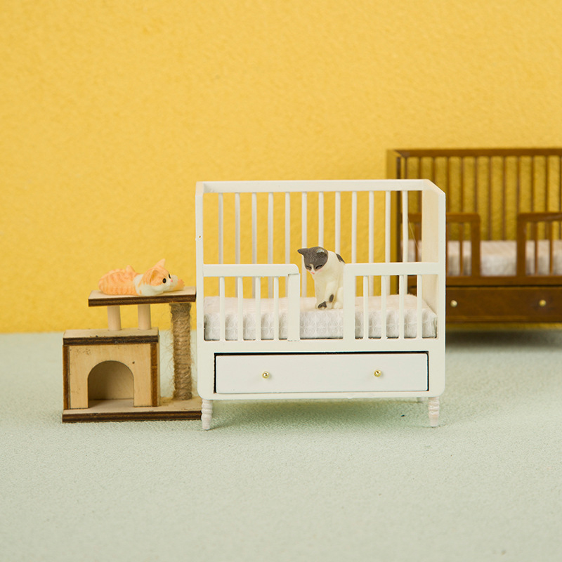 1:12 Miniature White Wood Baby - Baby Nursery Accessories บทวิจารณ์และราคา