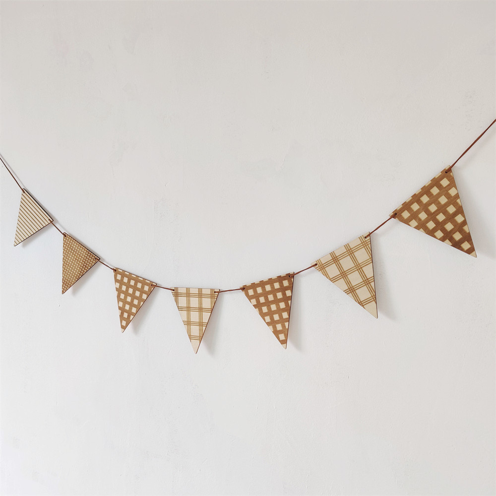 Nordic Wooden Triangle Flag Wa - Baby Nursery Hanging Decor บทวิจารณ์และราคา